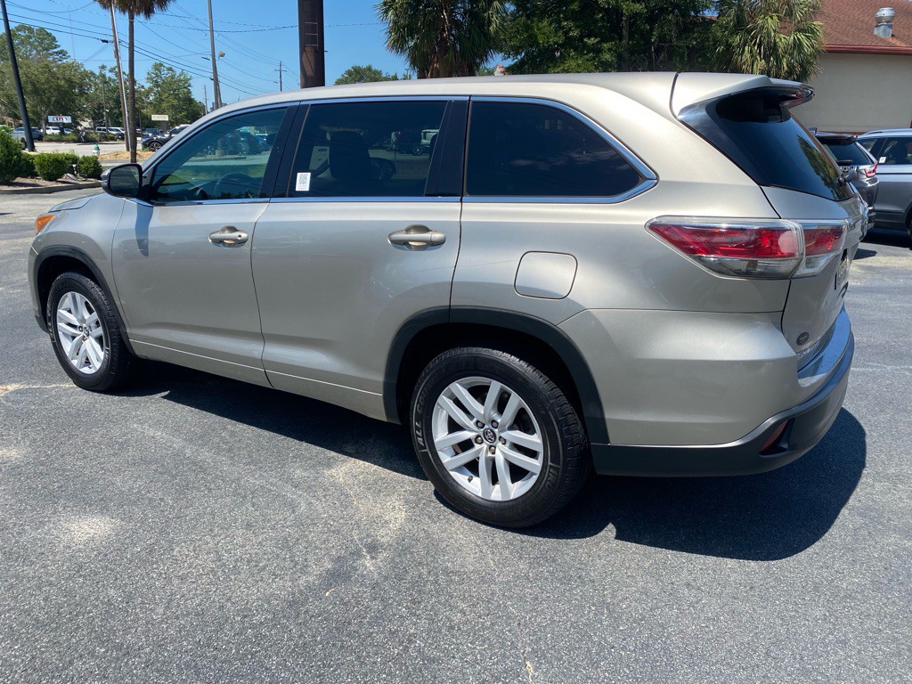 2016 Toyota Highlander Image 4