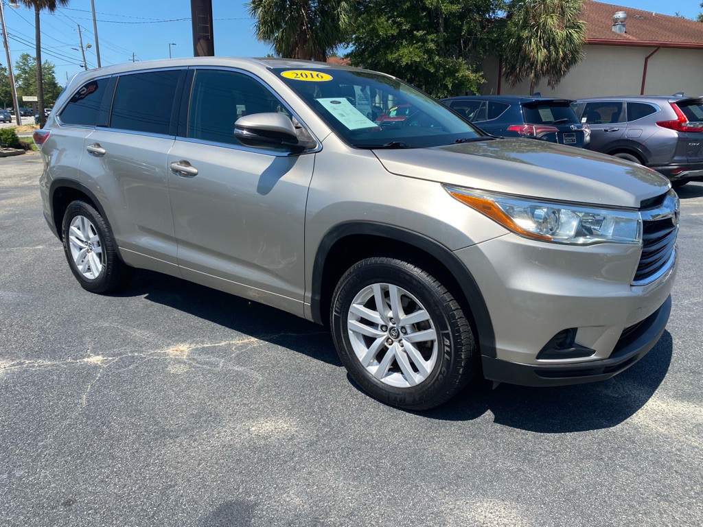 2016 Toyota Highlander Image 5