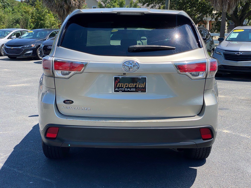 2016 Toyota Highlander Image 8