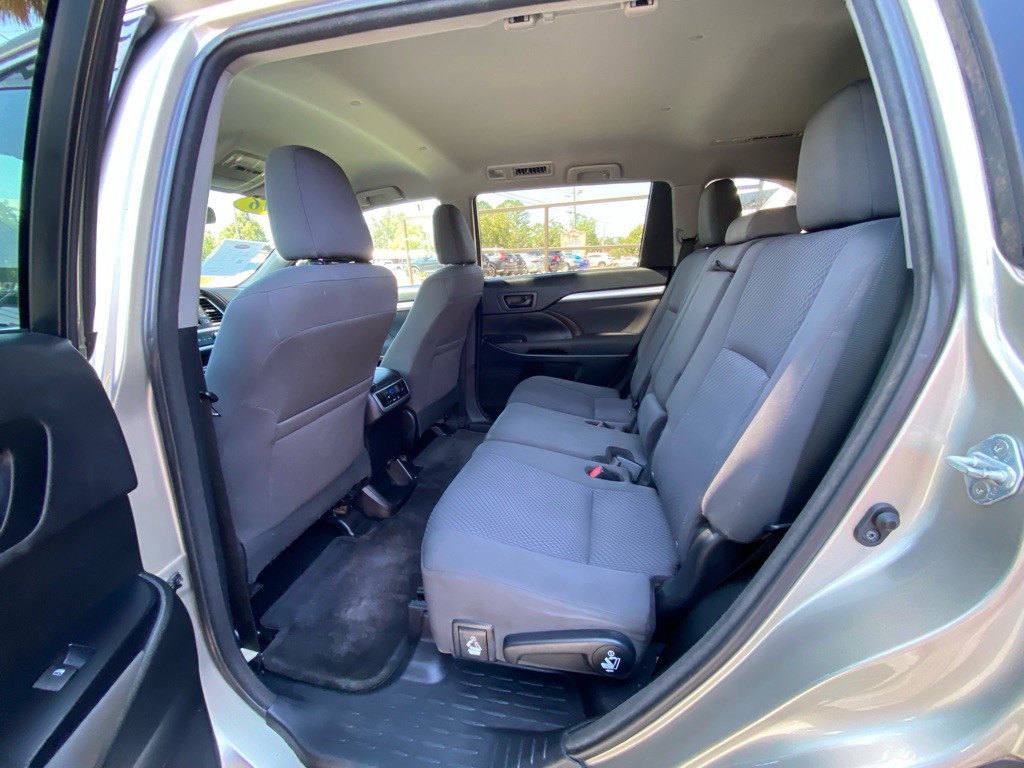 2016 Toyota Highlander Image 55