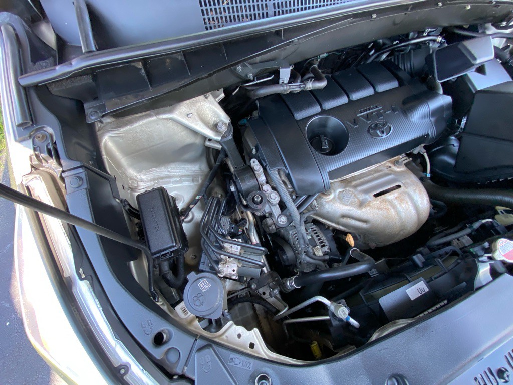 2016 Toyota Highlander Image 63