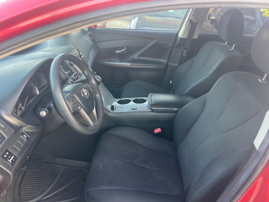 2013 Toyota Venza Image 10