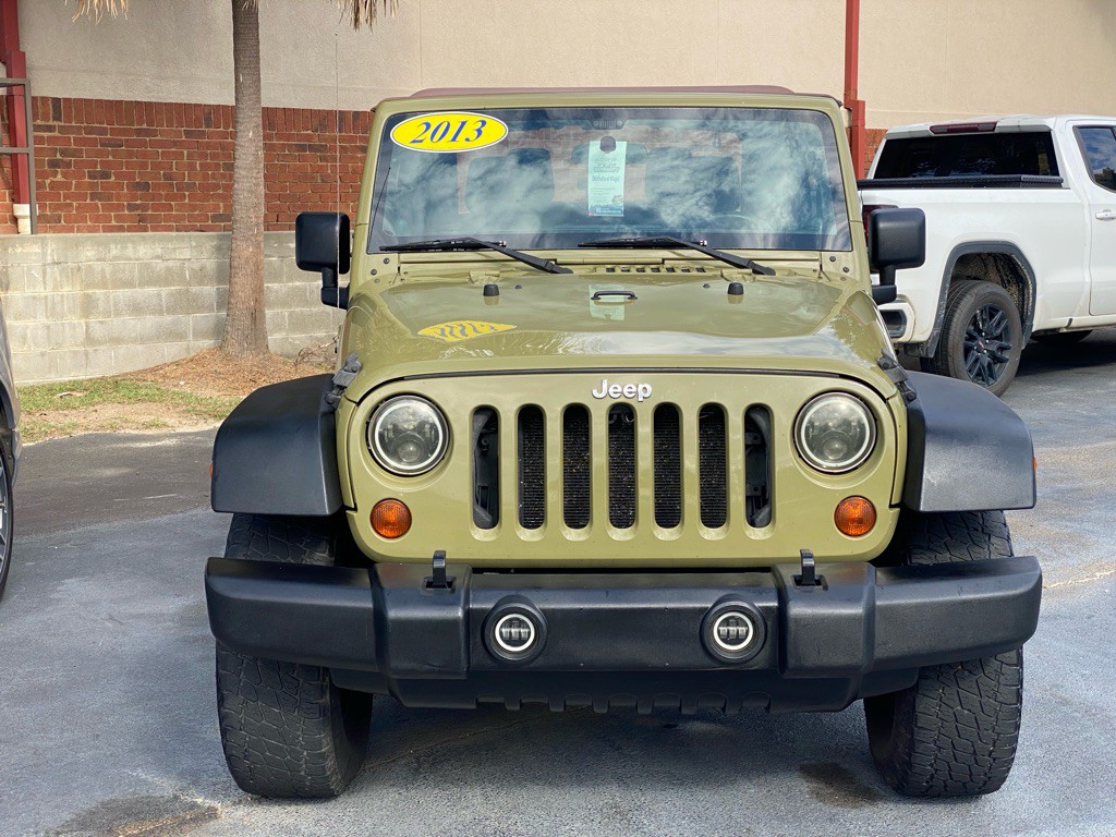 2013 Jeep Wrangler Image 2