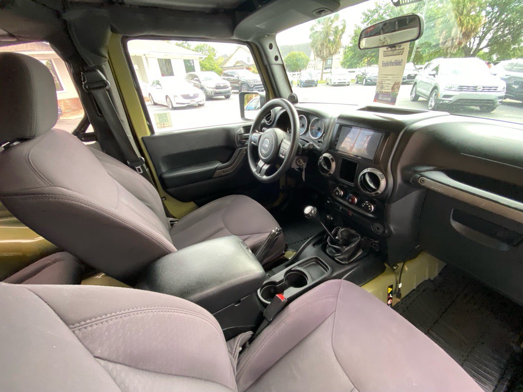 2013 Jeep Wrangler Image 27
