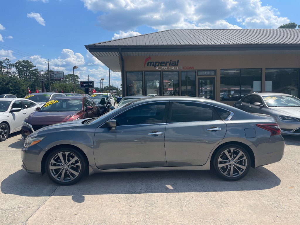 2018 Nissan Altima Image 2