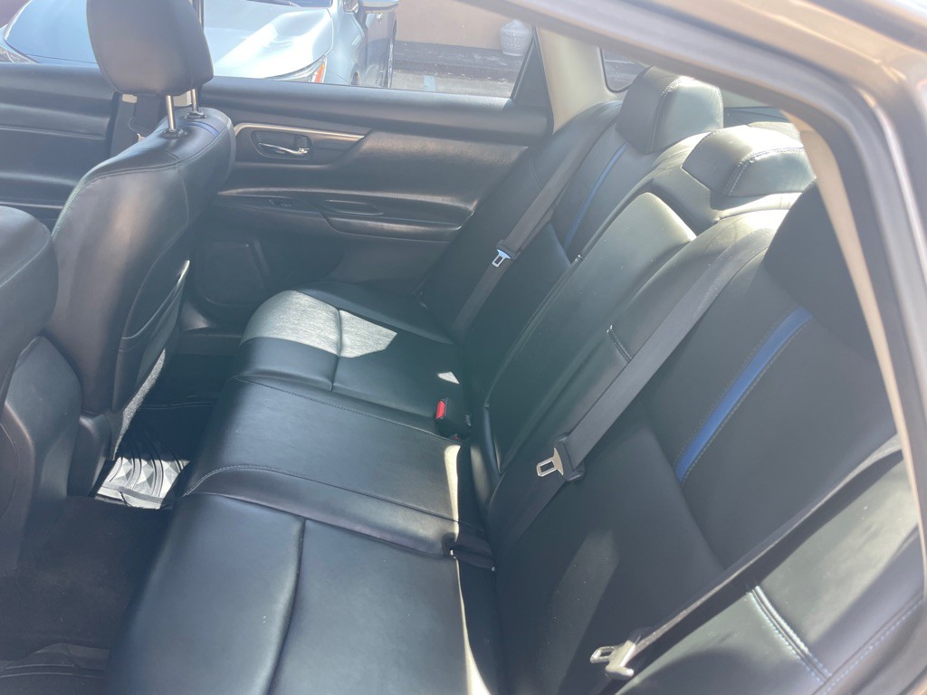 2018 Nissan Altima Image 12