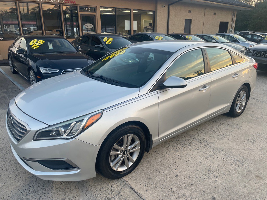2016 Hyundai Sonata Image 1