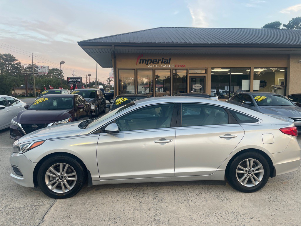 2016 Hyundai Sonata Image 2