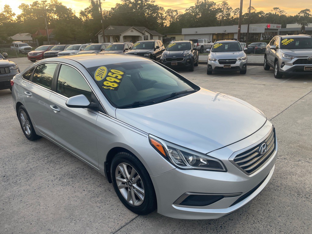 2016 Hyundai Sonata Image 4
