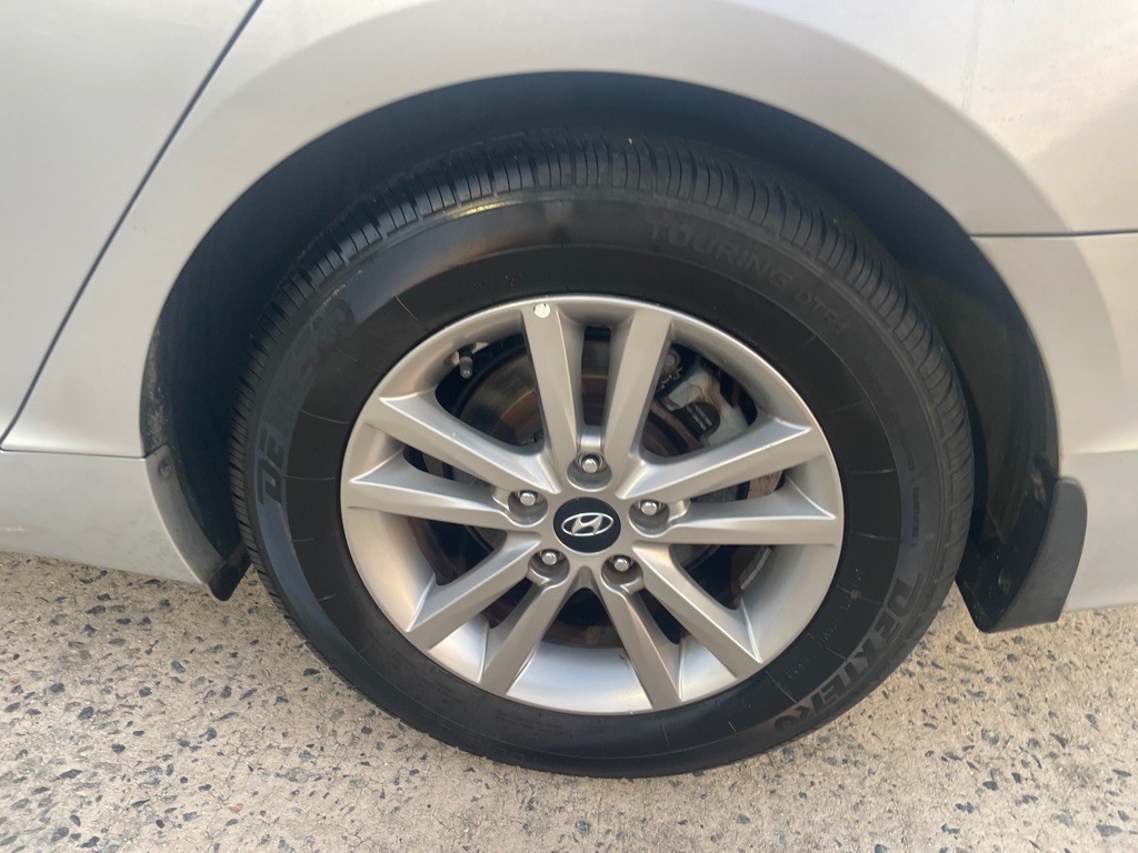 2016 Hyundai Sonata Image 8