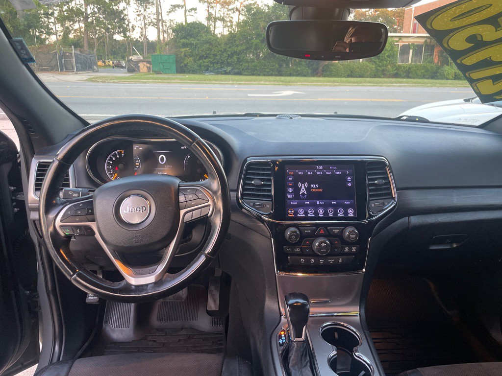 2020 Jeep Grand Cherokee Image 28