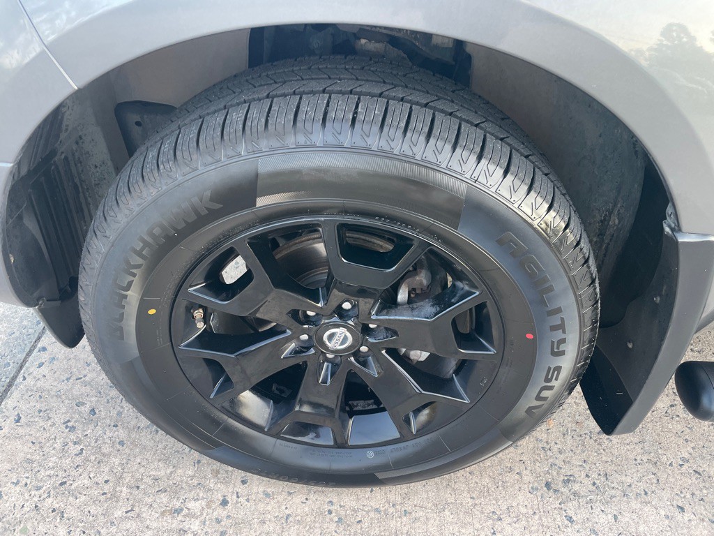 2018 Nissan Frontier Image 9