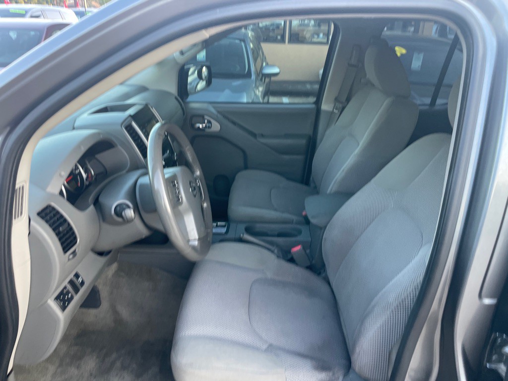 2018 Nissan Frontier Image 12