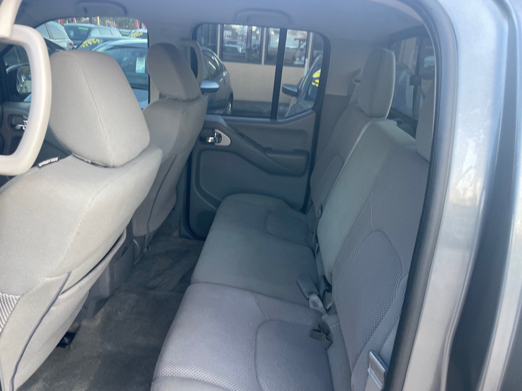 2018 Nissan Frontier Image 13