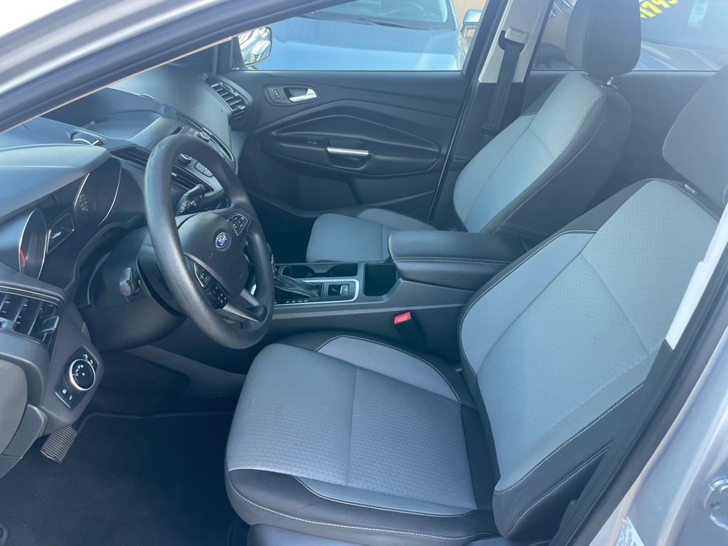 2017 Ford Escape Image 10