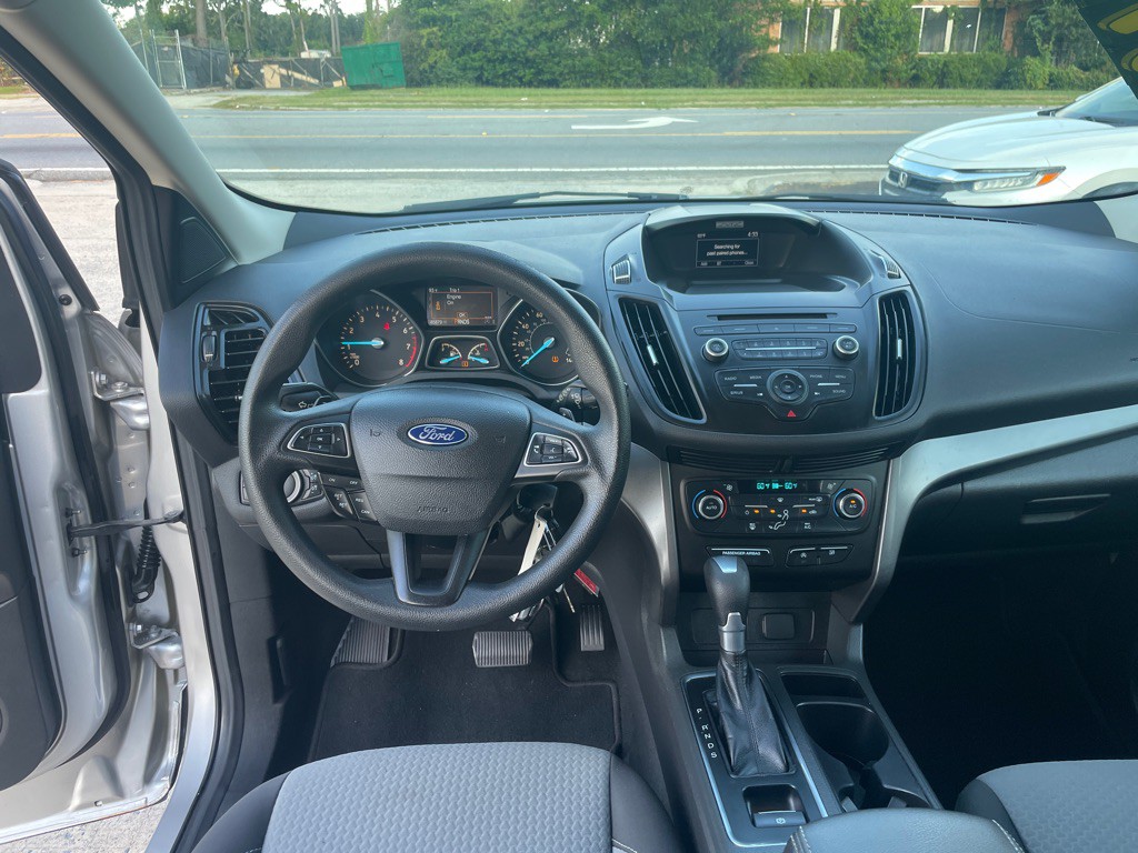2017 Ford Escape Image 13