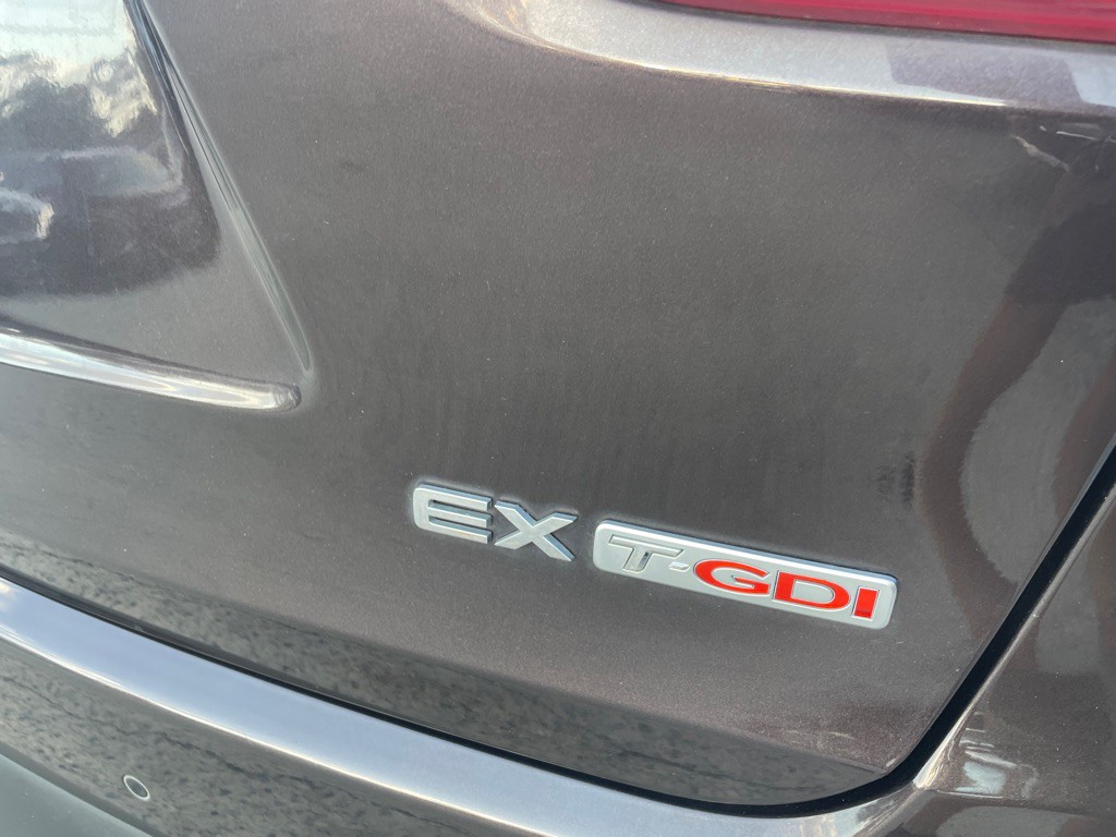2017 Kia Sorento Image 8