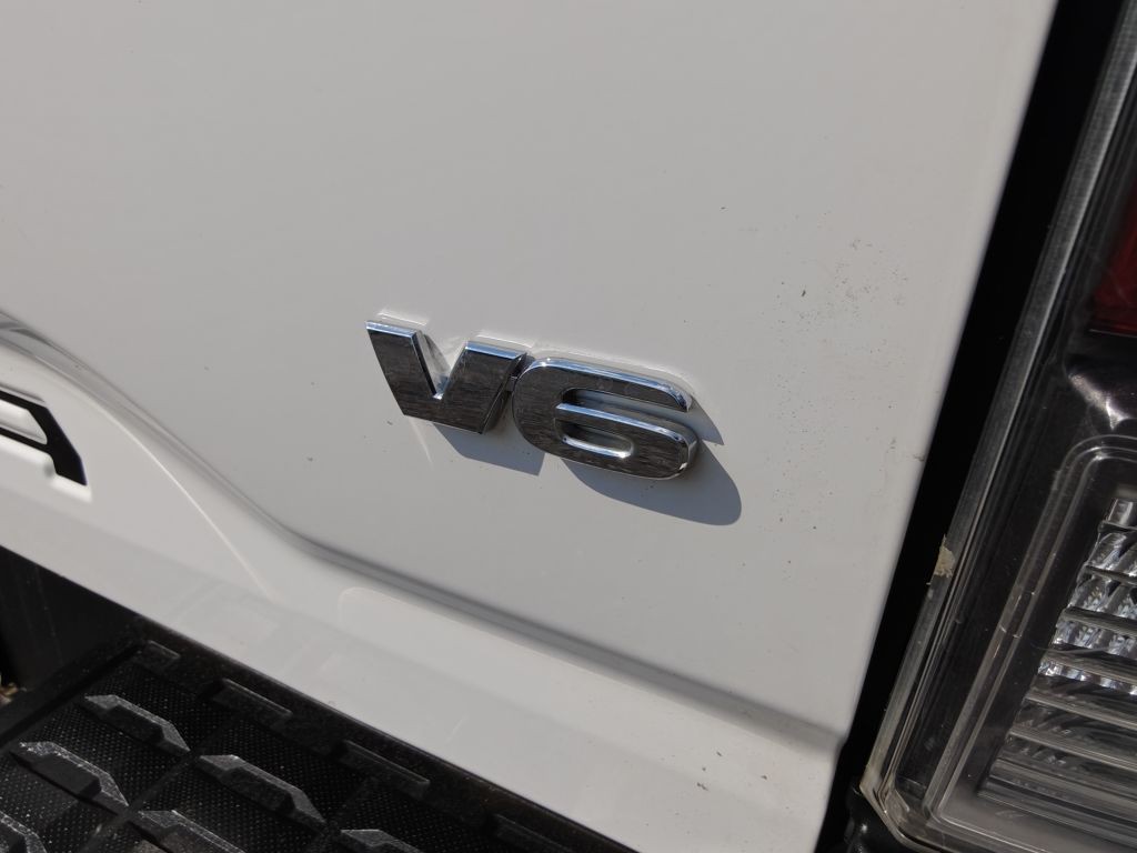 2020 Toyota Tacoma Image 14