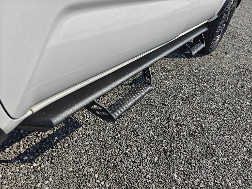 2020 Toyota Tacoma Image 21