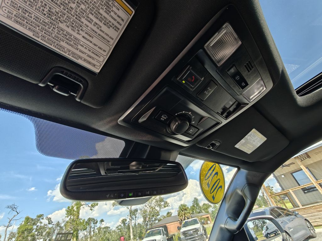 2020 Toyota Tacoma Image 28