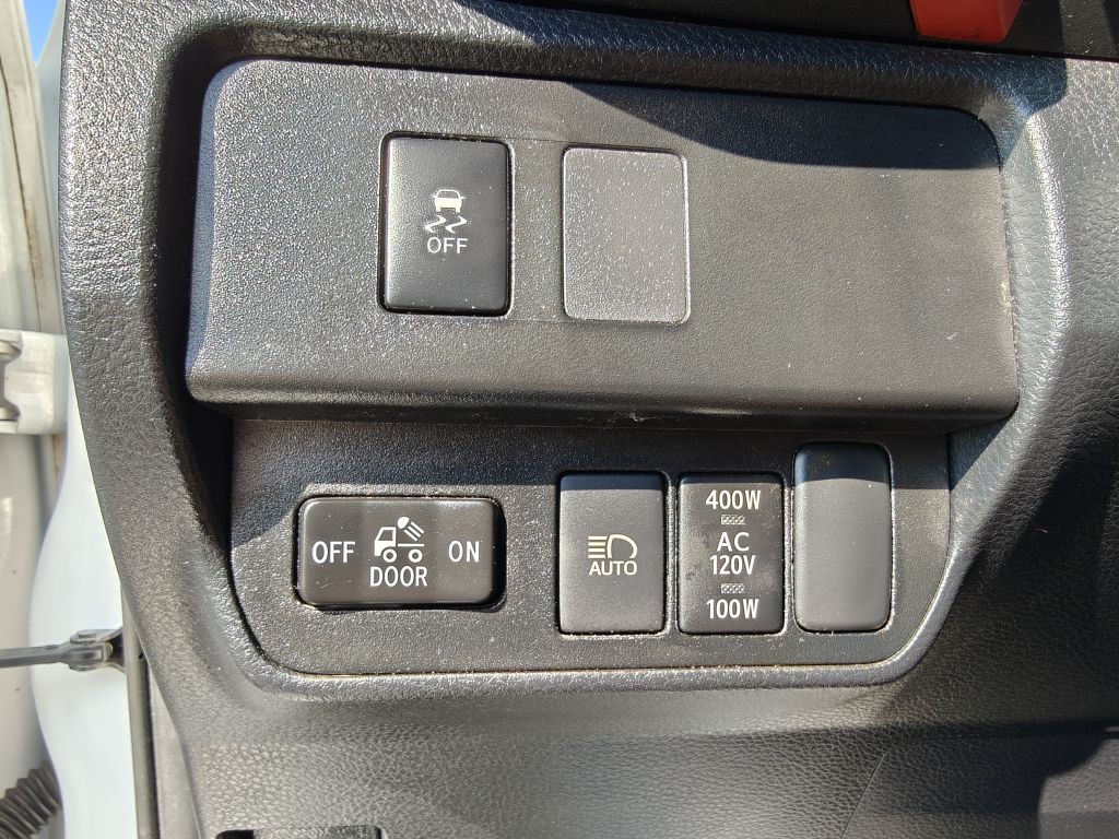 2020 Toyota Tacoma Image 31