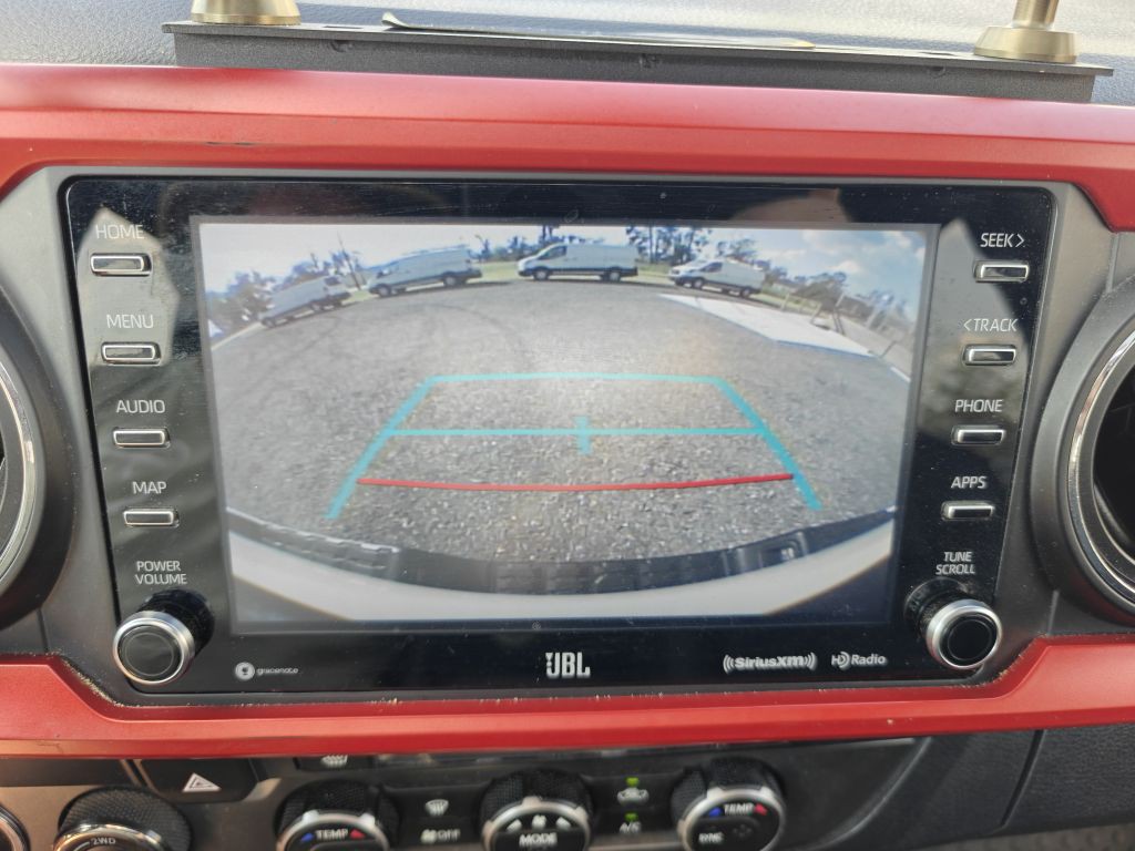 2020 Toyota Tacoma Image 35