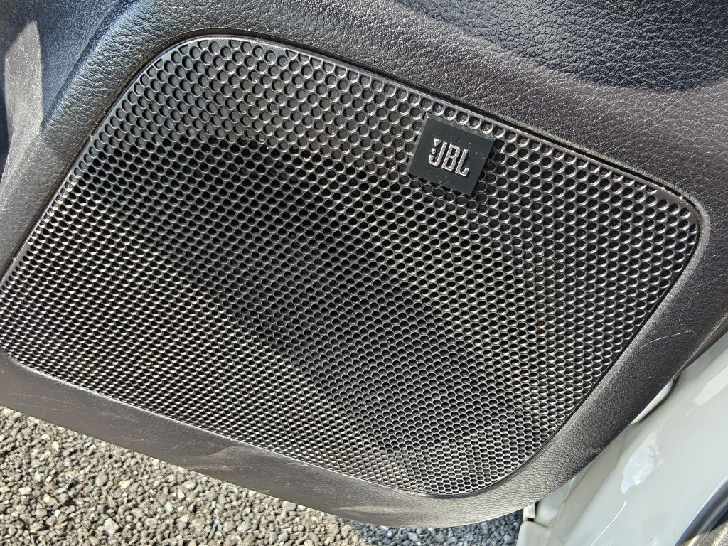 2020 Toyota Tacoma Image 37