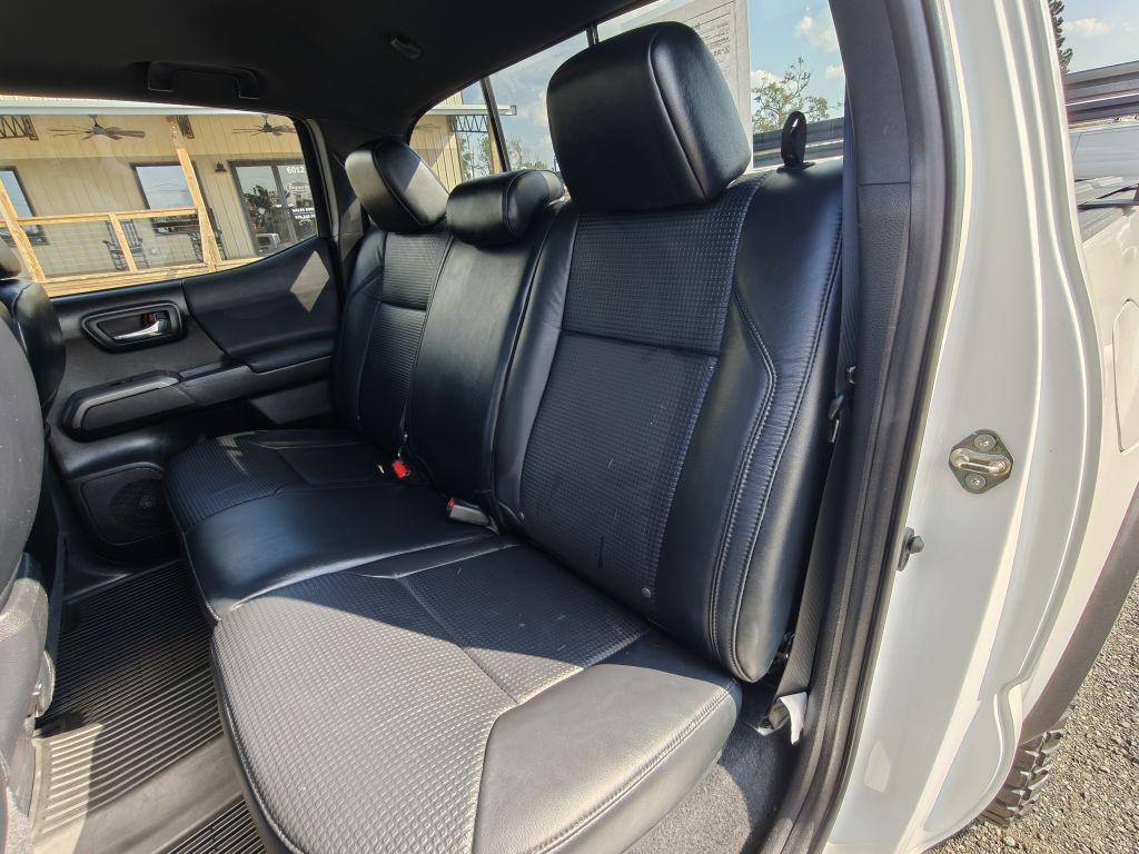 2020 Toyota Tacoma Image 41