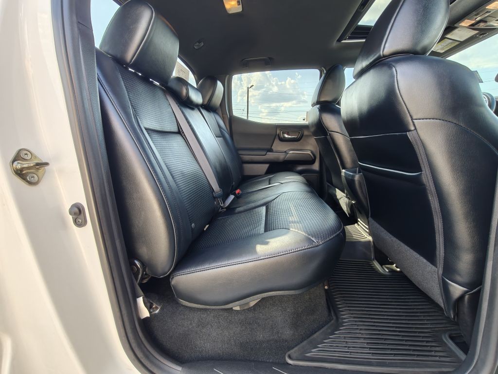 2020 Toyota Tacoma Image 43