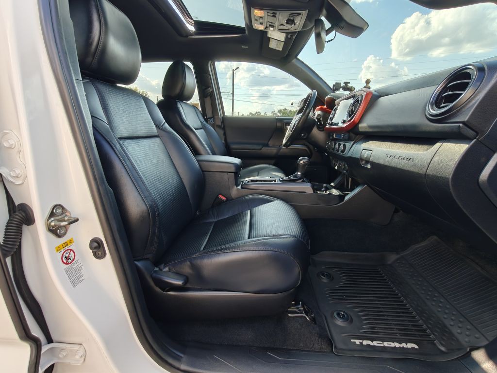 2020 Toyota Tacoma Image 47