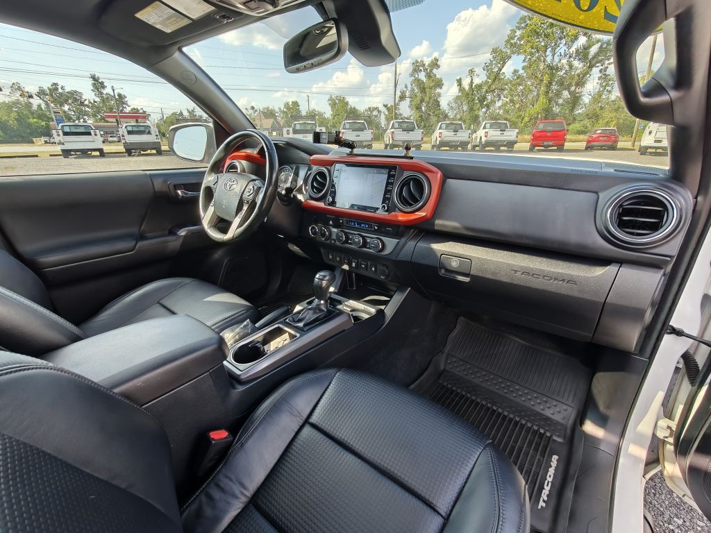 2020 Toyota Tacoma Image 48