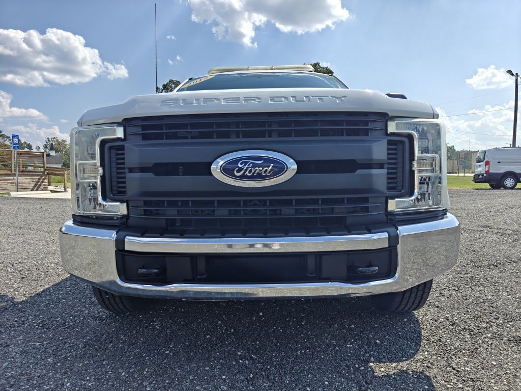 2018 Ford F-250 Image 2
