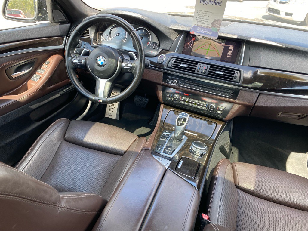 2016 BMW 5 Series Image 14