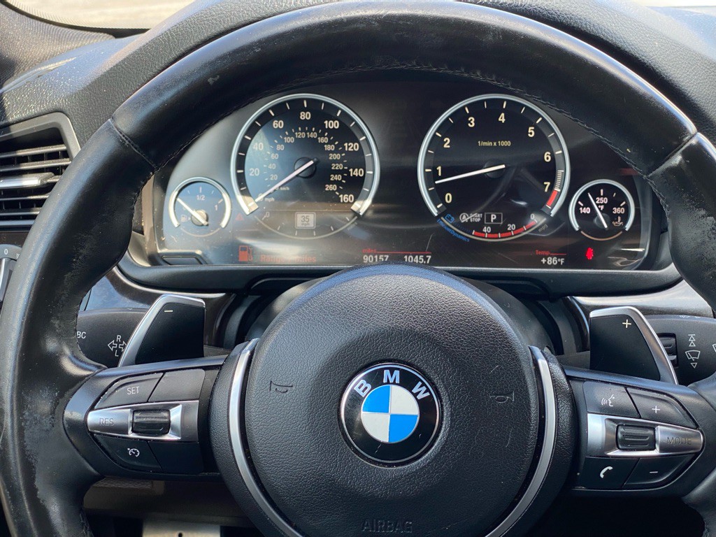 2016 BMW 5 Series Image 16