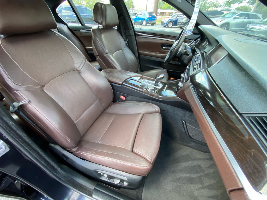 2016 BMW 5 Series Image 43