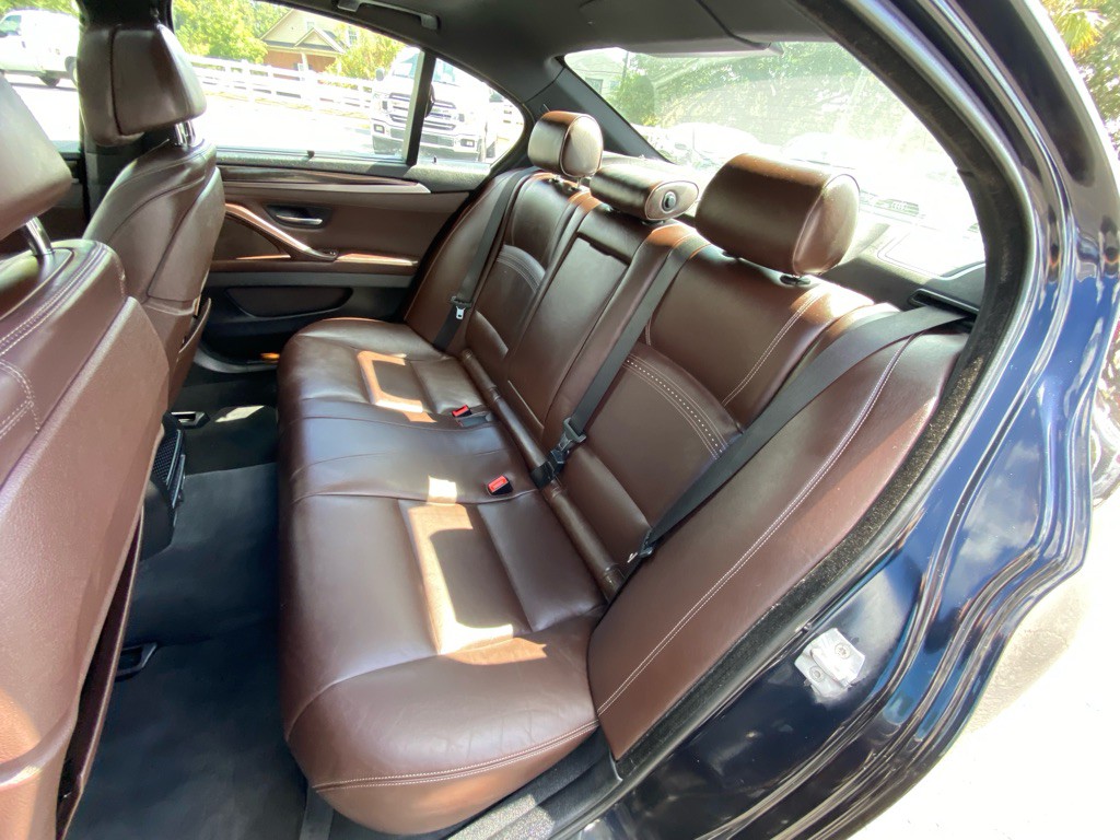 2016 BMW 5 Series Image 68