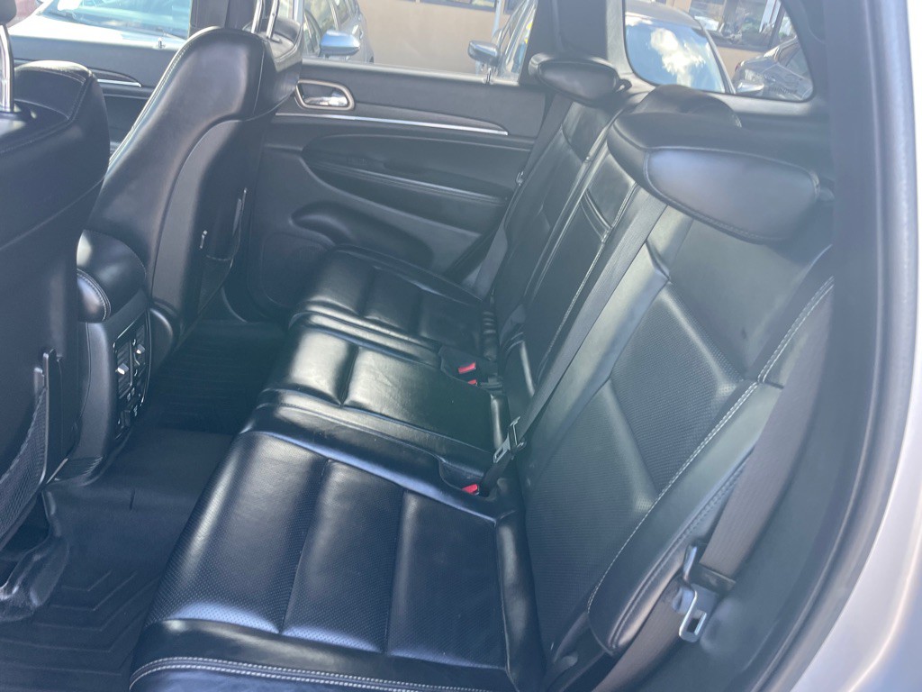 2015 Jeep Grand Cherokee Image 16