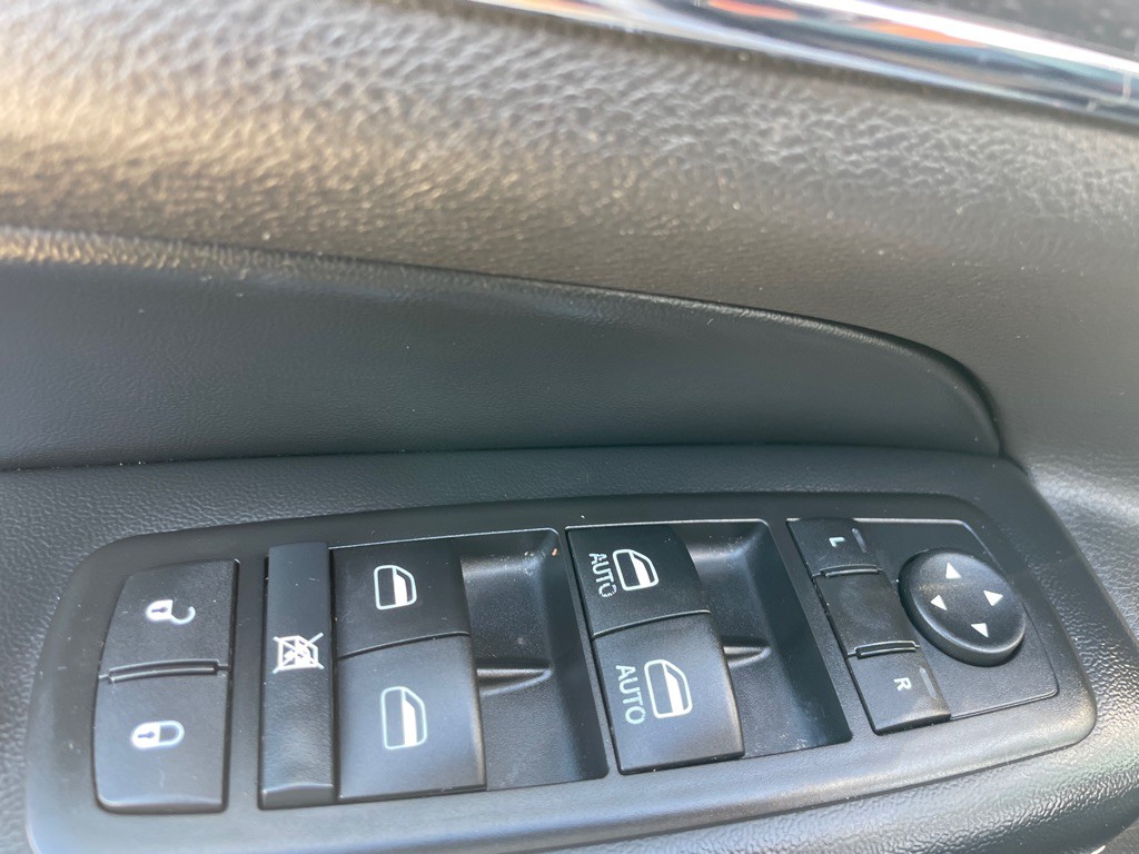 2015 Jeep Grand Cherokee Image 23