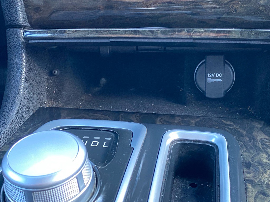 2018 Chrysler 300 Image 24