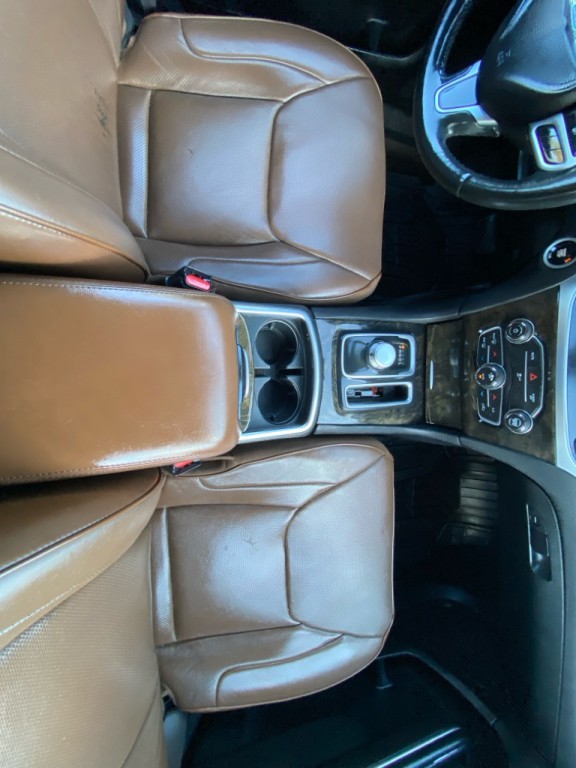 2018 Chrysler 300 Image 25