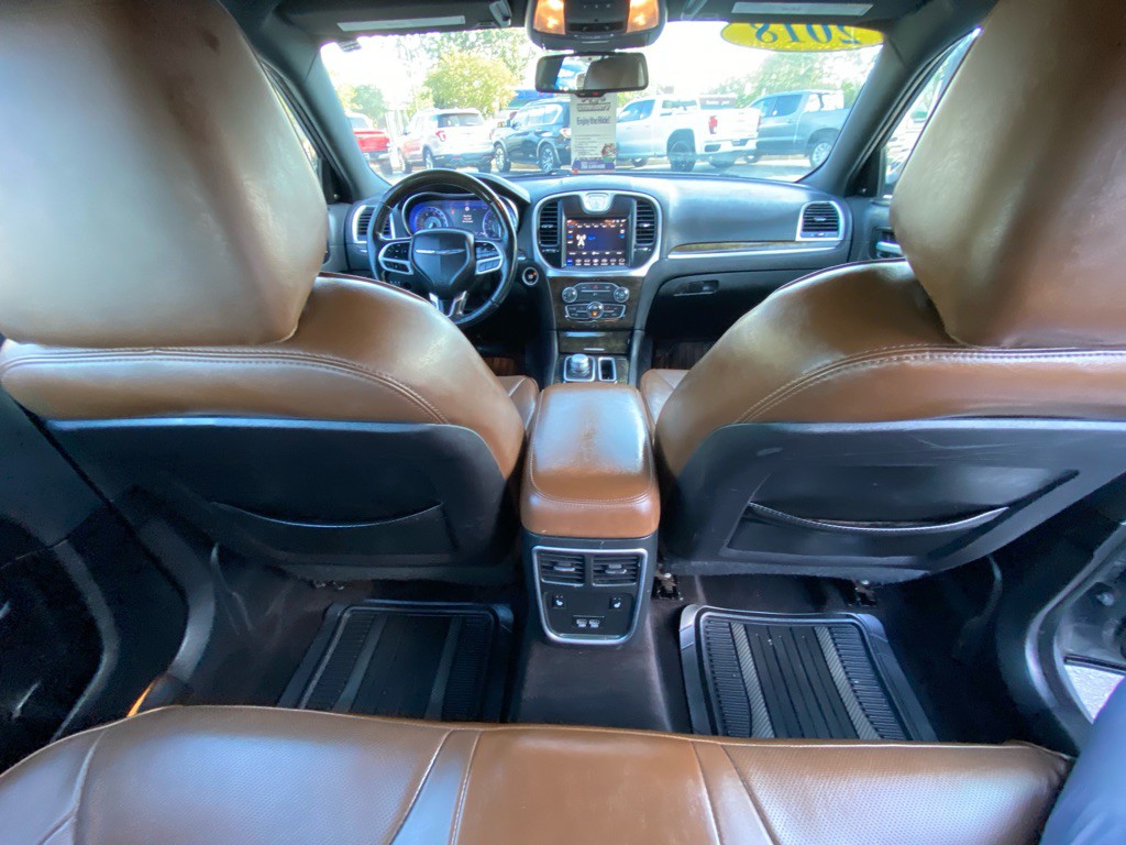 2018 Chrysler 300 Image 47