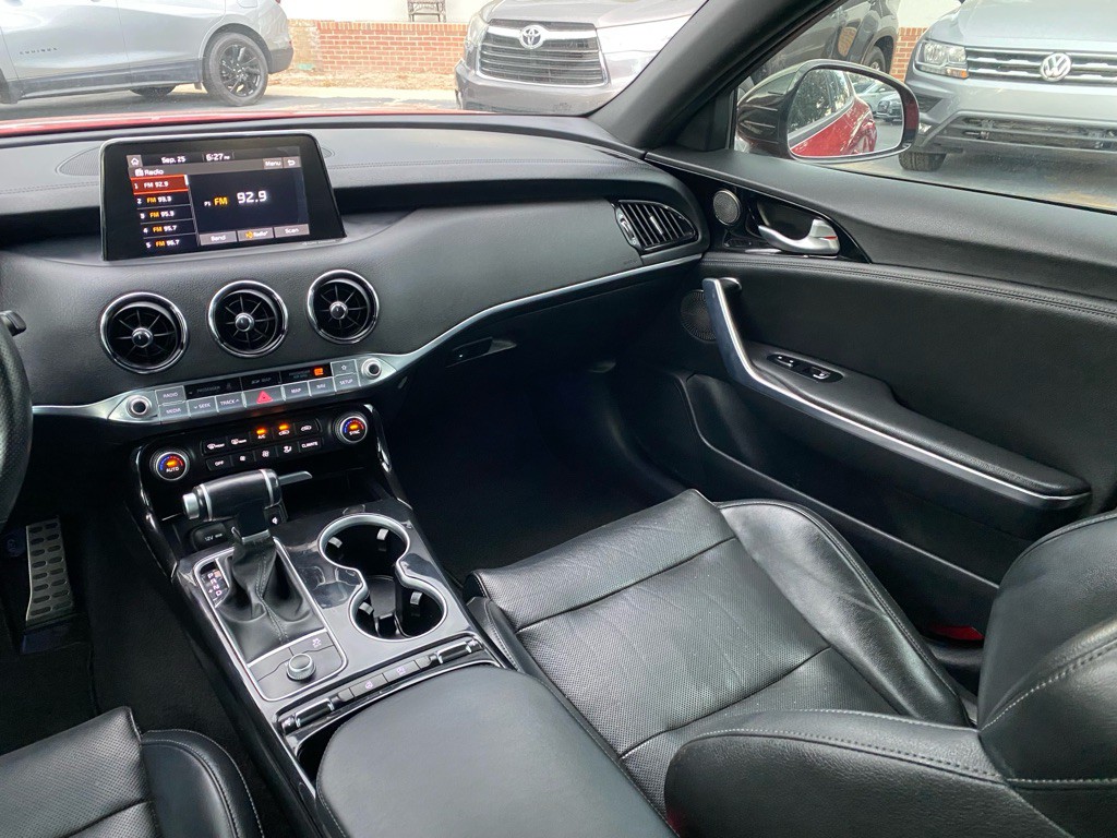 2020 Kia Stinger Image 15