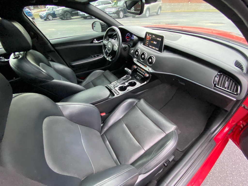 2020 Kia Stinger Image 39
