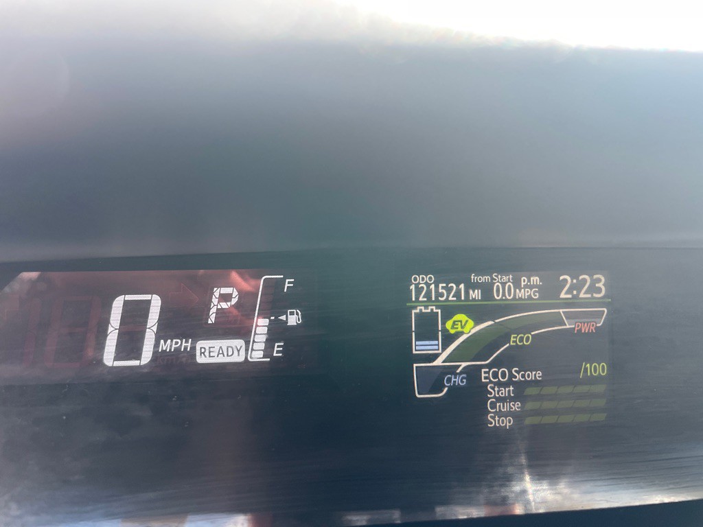 2015 Toyota Prius Image 17