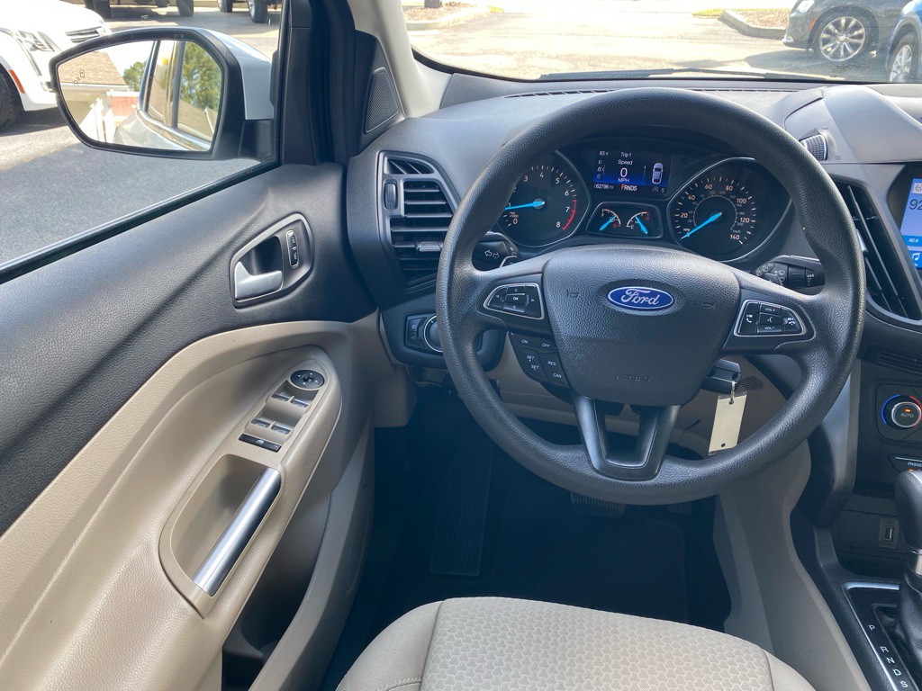 2017 Ford Escape Image 17