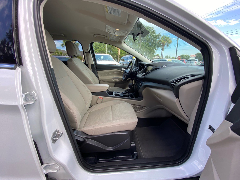 2017 Ford Escape Image 37