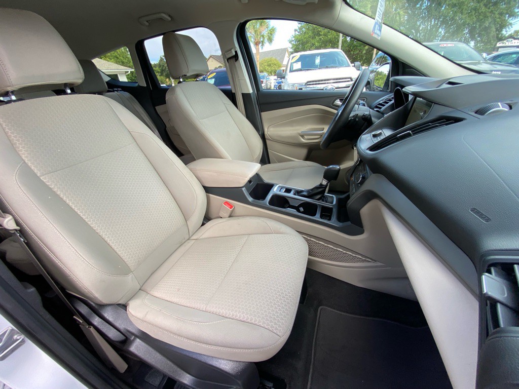 2017 Ford Escape Image 39
