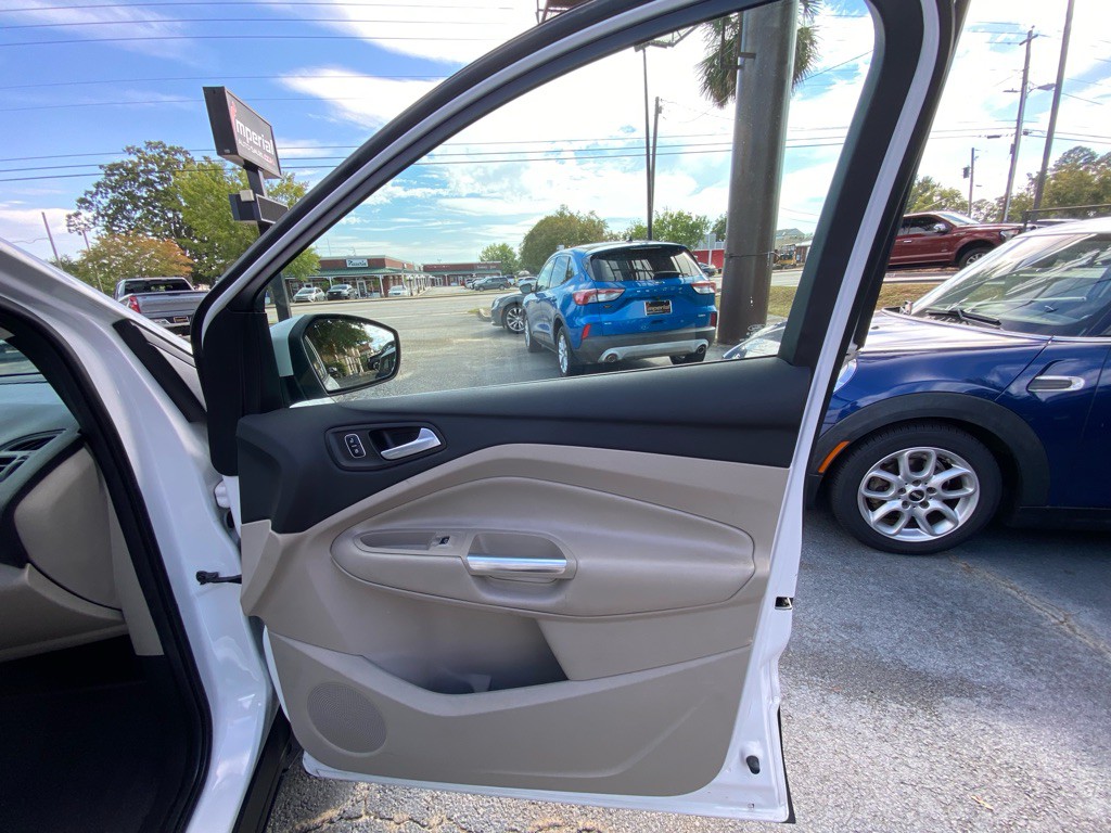 2017 Ford Escape Image 41
