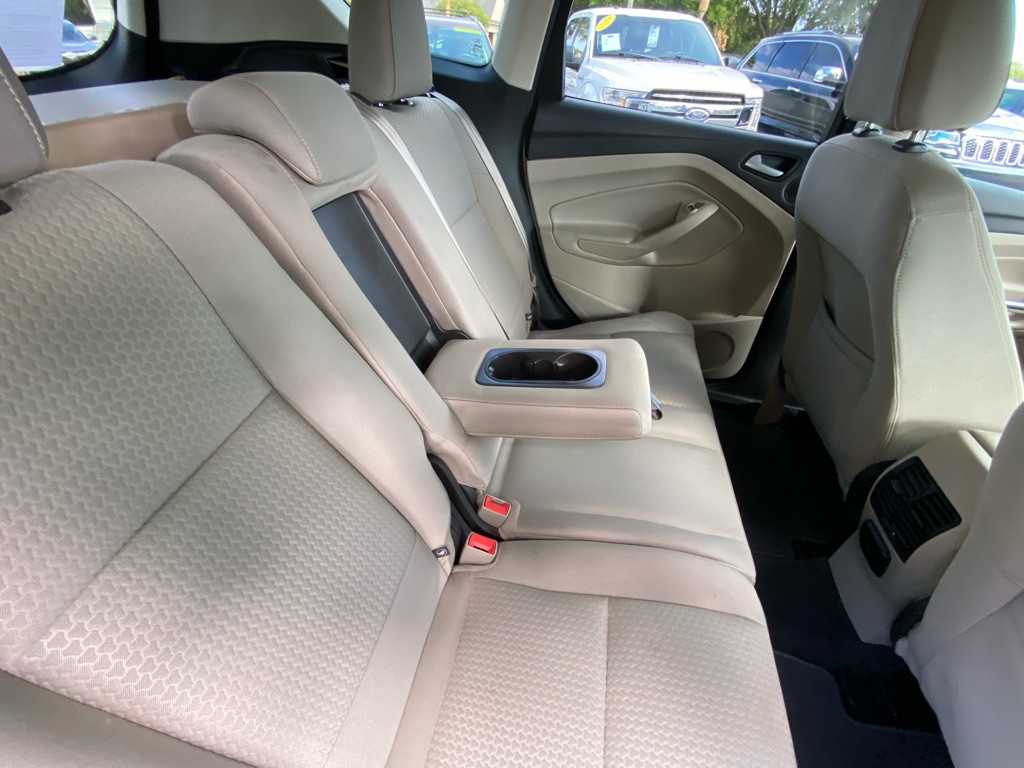 2017 Ford Escape Image 45