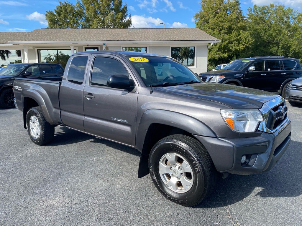 2015 Toyota Tacoma Image 5